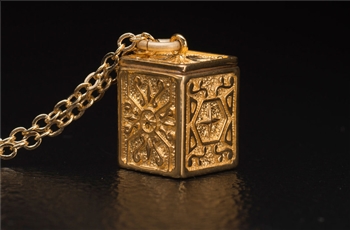 Saint Seiya Golden Cloth Box Design เมื่อกล่องใส่ชุดโกลด์ครอส กลายมาเป็นสร้อยคอ!!
