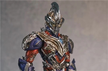 ชมงานคัสตอมสวย ๆ Ultraman Trigger (Gray Studio)